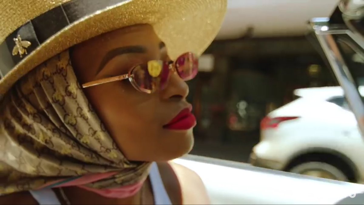 DJZinhle's tweet image. #umliloplatinumvideo is finally OUT‼️

🔥🔥🔥🔥🔥🔥🔥🔥🔥🔥🔥

Watch here ➡️ youtube.com/watch?v=aEWNNj…