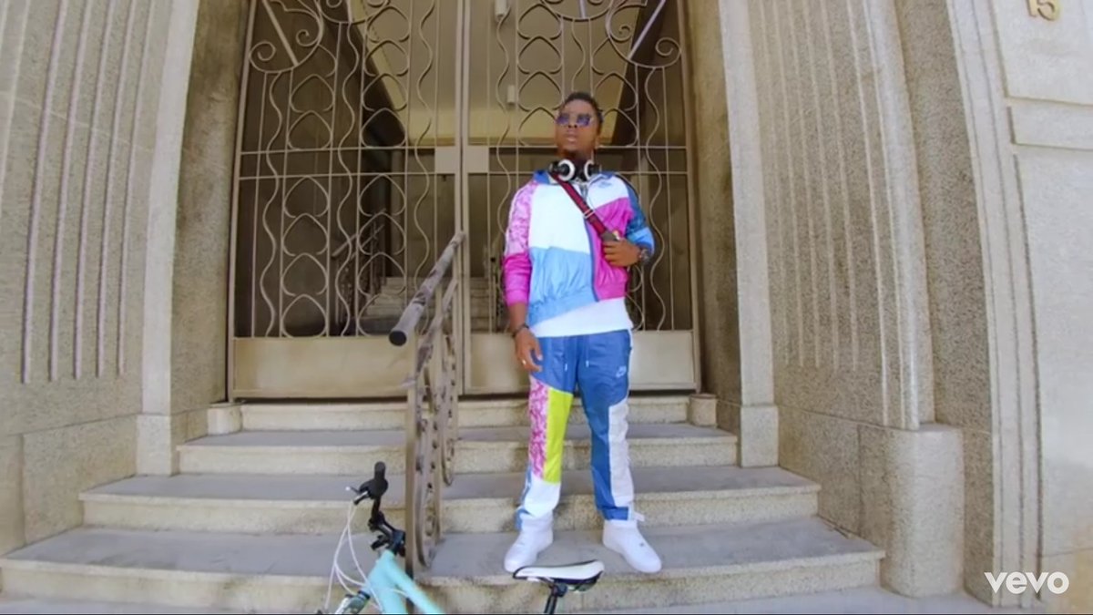 DJZinhle's tweet image. #umliloplatinumvideo is finally OUT‼️

🔥🔥🔥🔥🔥🔥🔥🔥🔥🔥🔥

Watch here ➡️ youtube.com/watch?v=aEWNNj…