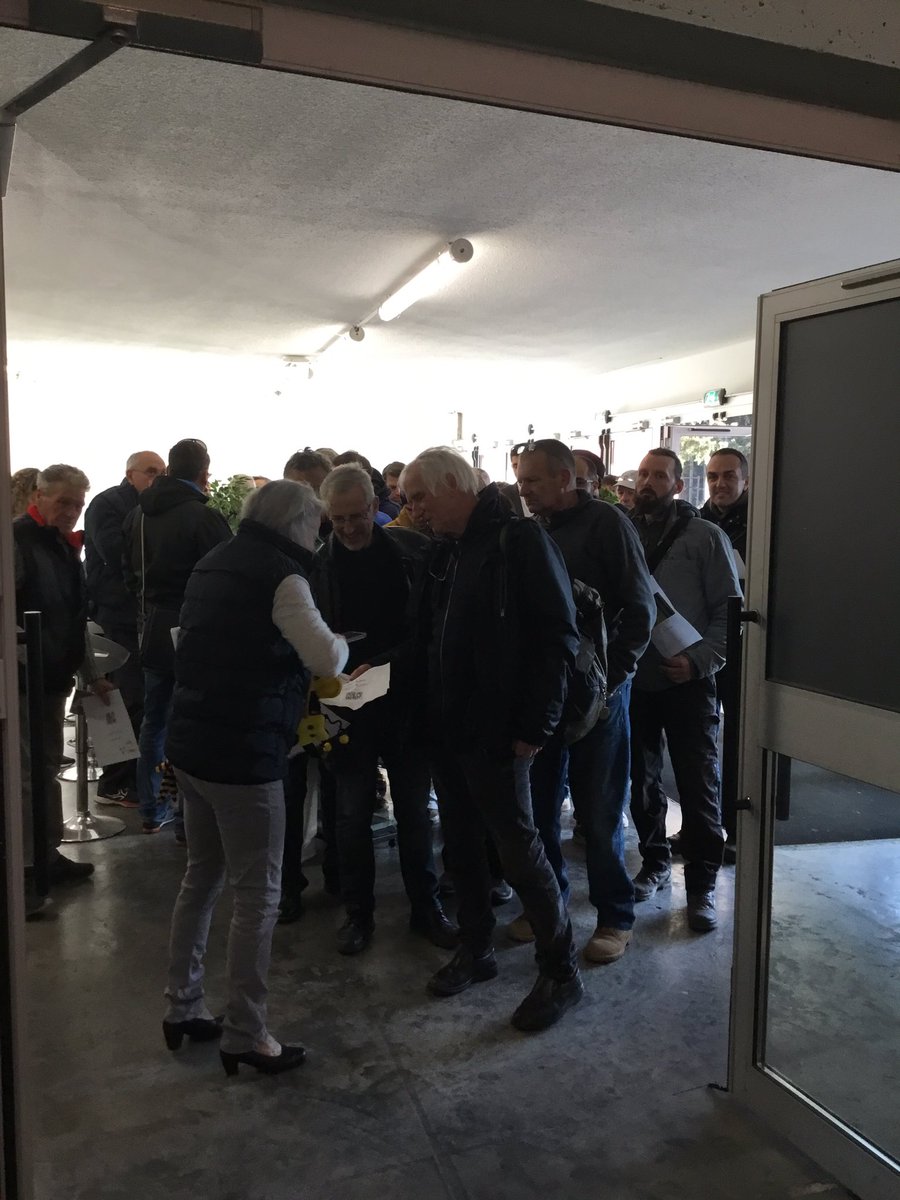 AbeilleDeFrance's tweet image. #SIMAPI, c’est parti! #Apiculture, un métier, une passion qui se rencontrent en #Avignon 💪🍯🐝👍💛