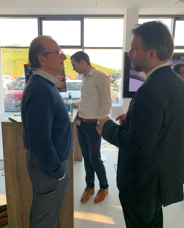 HylandRPA's tweet photo. Great to see so many interested people on the event "Monheimer Mittagsgespräche" in #Monheim hosted by our partner #billbox.
There were great and informative dialogues 🎓on the topic of #robots in medium-sized businesses.
You want to learn more about #rpa?🙏Happy to hear from u! https://t.co/nHveKom6os