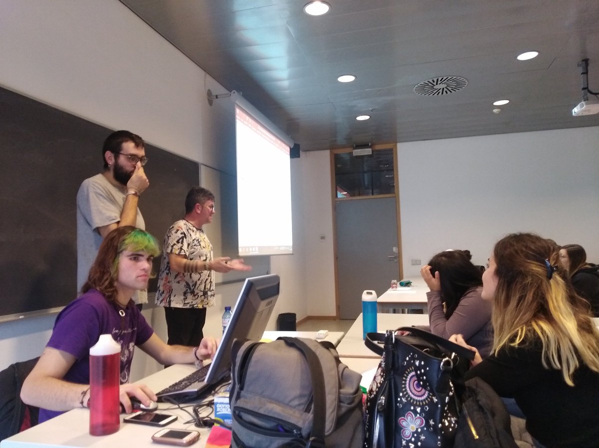 Reflexión de <a href="/AlbaPirla/">alba pirla</a> en clave LGTBI en clase de #trabajosocial agorats.com/reflexionando-… <a href="/FEPTS_UdL/">Facultat Educació,Psicologia,Treball S. de la UdL</a> <a href="/ColorsdePonent/">Colors de Ponent</a> <a href="/dretscivilsll/">Drets Civils Lleida</a>