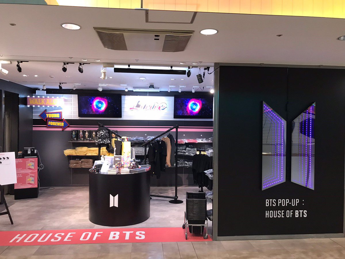 明日から！！！ 8階にあるBTS POP-UP:HOUSE OF BTS in TOKYOにてMIC