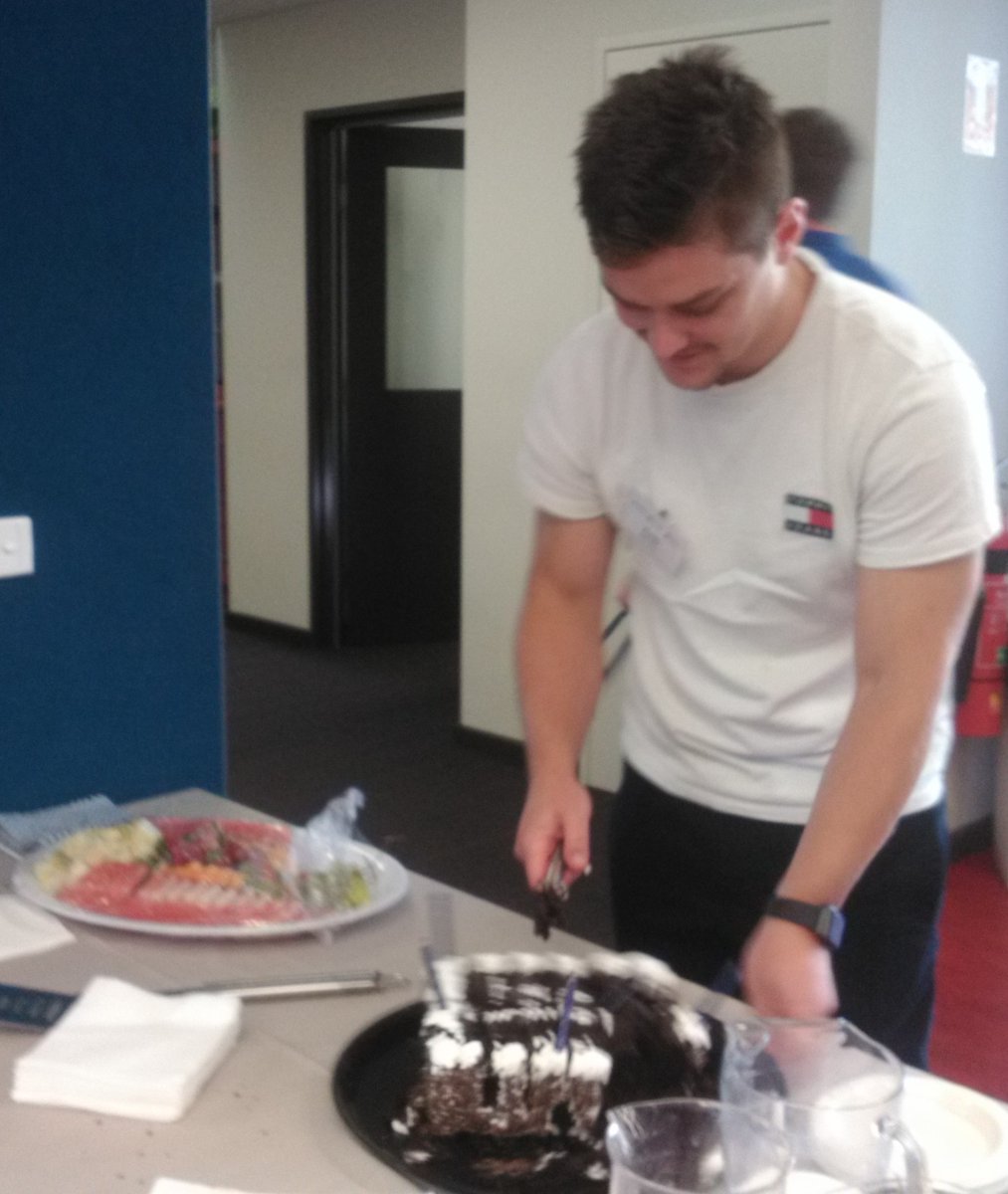 RiverinaRTHub's tweet photo. Currently holding an ALS2 workshop with #MLHD. 25 attendees. Teaching Faculty includes rural GP Proceduralists who are co-teaching to finish the practical components of their own instructors training. We even organsed birthday cake for one of the group #thatsrural https://t.co/Ptw4Rg9BZ8