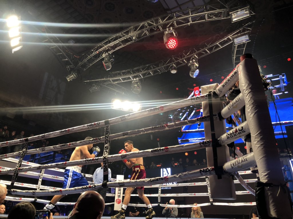yuriyuri0803's tweet photo. #DTLAfight #bashboxing SL級でプロデビューしたビクター・ゴンサレスはレイ・ベルトランのチームメイト。オスカー・リベラにフルマークの判定勝ち。 https://t.co/gGrsCIBmxQ