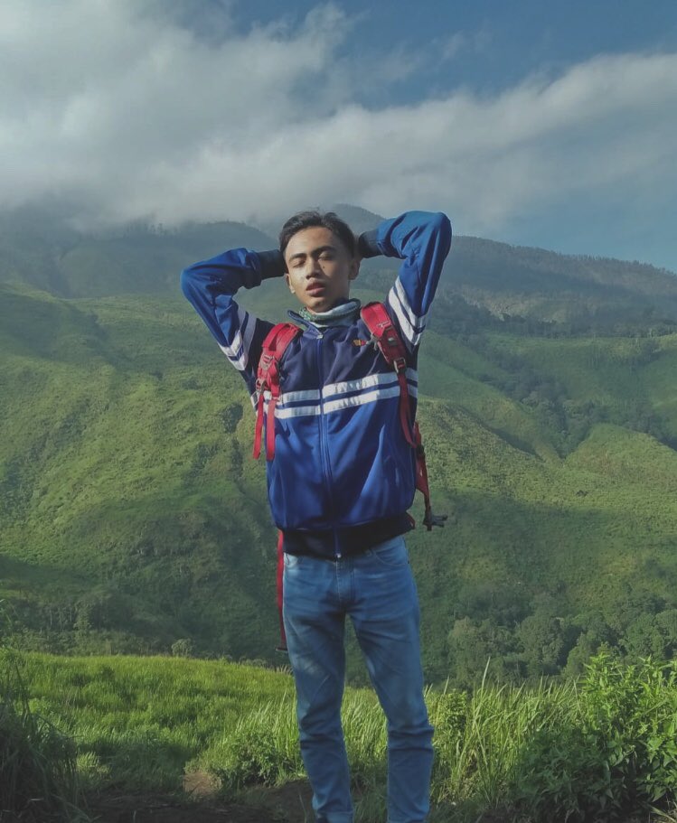 justb3nss's tweet photo. Happy B’day my broooo wish you all the best #orangtua #Amer #newyear #ndemndeman https://t.co/GOPzwZ3Ip6