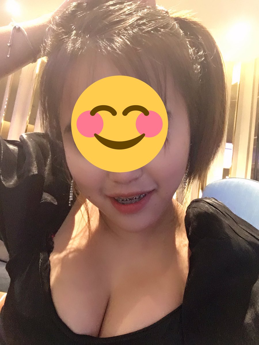 mmiddle9's tweet photo. เราก็มีโมเม้นนอกแมพดอทนะโว้ย ดูหนังกันป่าว อยากมีคนให้อ้อนตอนดูหนัง แง #หาเพื่อน #fwb #Skinship https://t.co/UmDtgIEkIZ