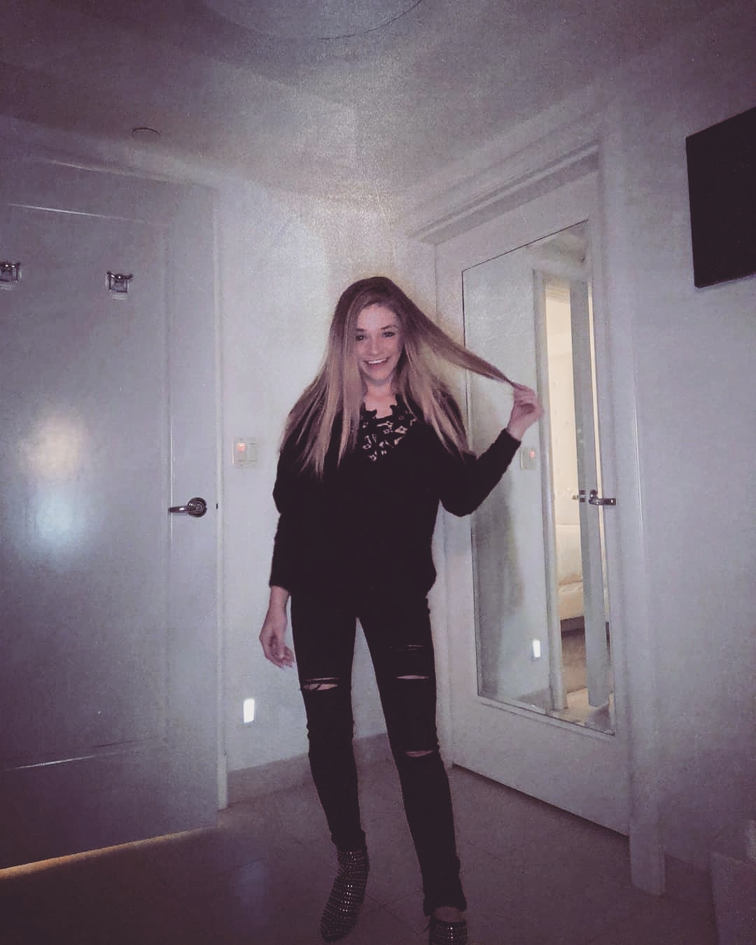 TW Pornstars - 🍁 Scarlett Fall🍁. Twitter. Insta saw it first 💟. 5:46 AM