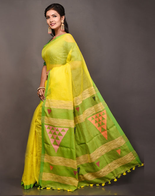BoutiqueAttire's tweet photo. Handloom sequence saree...
#saree 
#sarees 
#saree_blouse
#saree_love
#saree_lovers
#designing_saree
#beautiful_saree
#handloom_saree
#visit_website
#shop_now
#buy_now
#attire
#followus
#follow
https://t.co/RFKXBNhbtI https://t.co/SlRXrvS95s