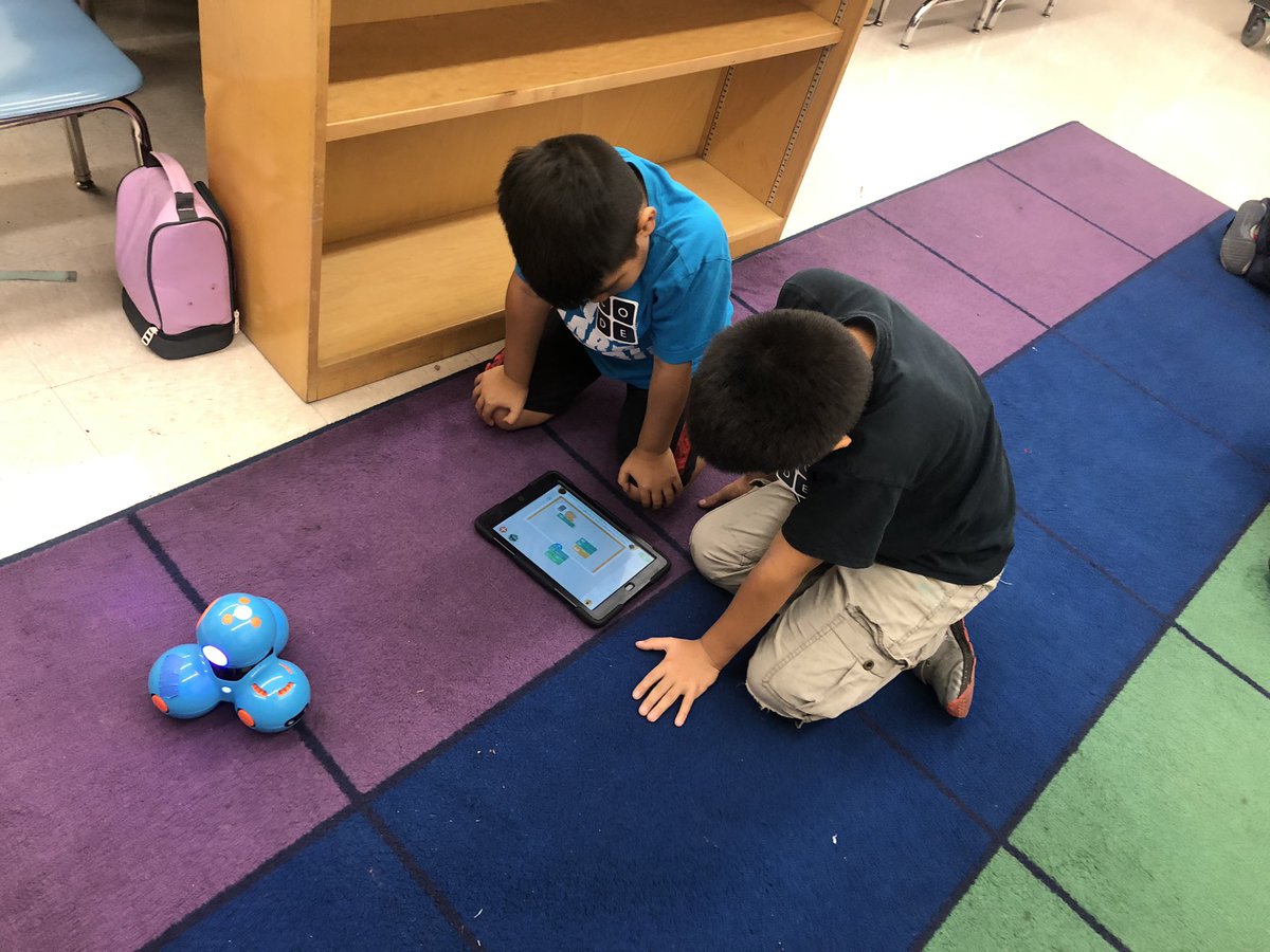 ailettebright's tweet photo. Coding and Robotics Club at Burbank Boulevard Elementary!

#digcit
#k12tech
#istestandards
@iste https://t.co/qnge0scxUv