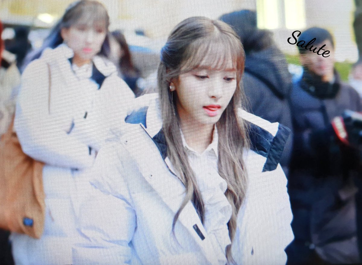 SalutePhoto's tweet photo. 191206 재출근 
#우주소녀 #WJSN #보나  #Bona 
@WJSN_Cosmic https://t.co/pPZEe8bVjp