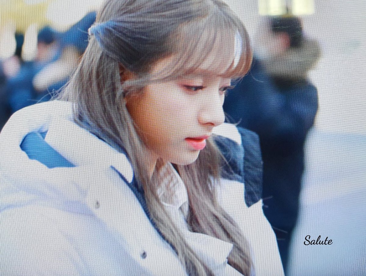SalutePhoto's tweet photo. 191206 재출근 
#우주소녀 #WJSN #보나  #Bona 
@WJSN_Cosmic https://t.co/pPZEe8bVjp