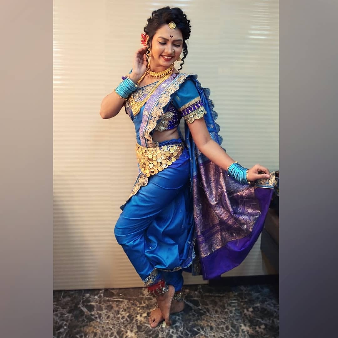 PROMOTERS28's tweet photo. छबिदार छबी...
#chabidarchabi
#bluewear
#saree
#actress
#meerajoshi
#marathicelebrity
#marathi
#promoters28 https://t.co/4gaqDVnDZj