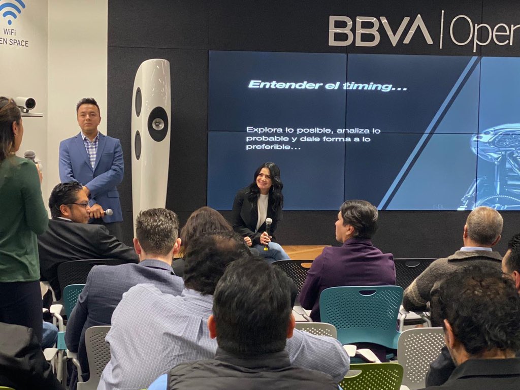 anzen_digital's tweet photo. Noche de éxitos y aprendizajes en Digital Transformation Night en el BBVA Open Space México hablando sobre el diseño del FUTURO.  "Explora lo posible, analiza lo probable y dale forma a lo preferible", Marianne Weber, Chief Design Officer en Anzen Digital. https://t.co/W1AExPq5cn