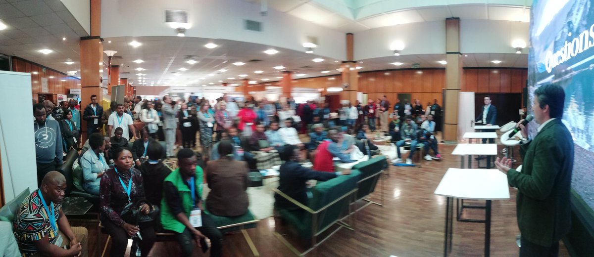 _Saberi's tweet photo. I'm facilitating a breakfast discussion on early stage investment with Stocks and Strauss @ #IBSFSA2019 
#fullhouse #majorinterest #techentrepreneursintheroom https://t.co/2GVAJJCG4Q