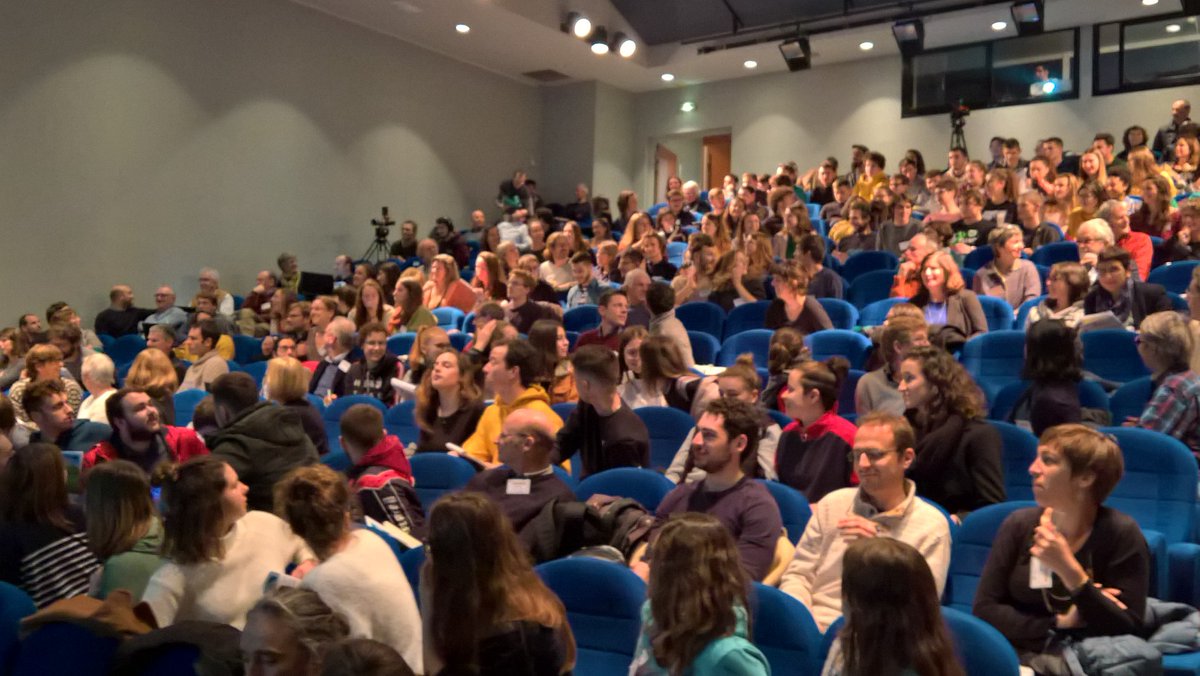 Sol_InstAgro's tweet photo. Grand succès de la Journée Mondiale des Sols organisée par l' Association Française pour l'Etude des sols (Afes) à Vannes : Les enjeux liés à l'érosion des sols et les solutions locales et territoriales. https://t.co/CNUKLMlTAS