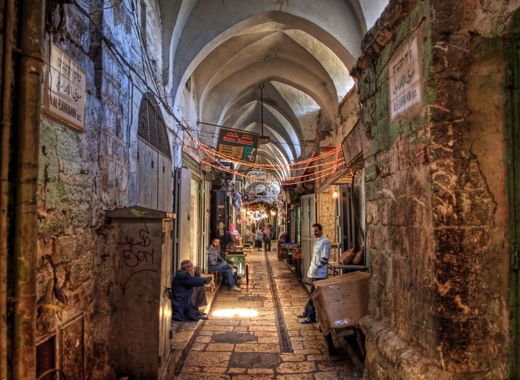 Not all streets and alleys need to be "open", vaulted streets and buildings straddling alleys and passageways add character and creates great opportunities for creative use of limited space. Examples of  #GoodUrbanism from  #VillefranchesurMer,  #Stockholm,  #Jersualem,  #Yazd.