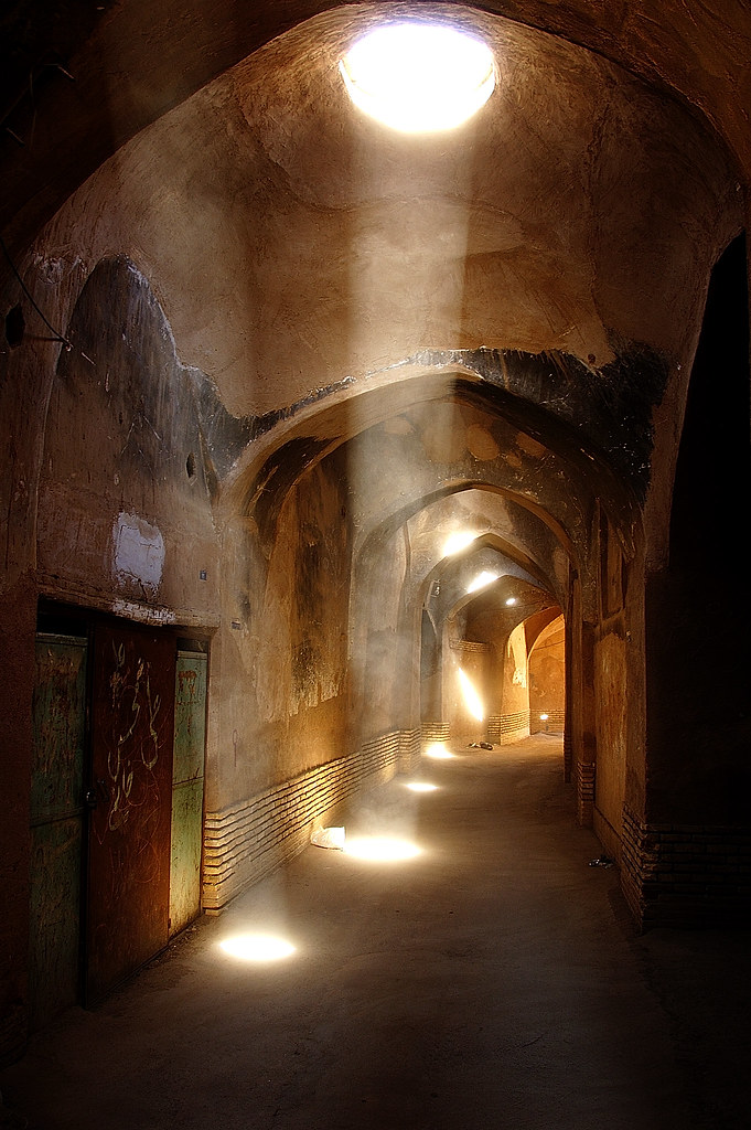 Not all streets and alleys need to be "open", vaulted streets and buildings straddling alleys and passageways add character and creates great opportunities for creative use of limited space. Examples of  #GoodUrbanism from  #VillefranchesurMer,  #Stockholm,  #Jersualem,  #Yazd.