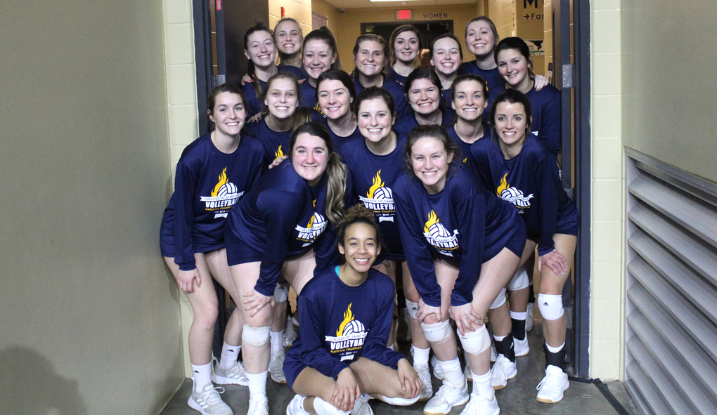 CSM_Flames's tweet photo. Volleyball: CSM's dream season comes to an end https://t.co/iwcz8Yrt1n https://t.co/nlMTFau7Wk
