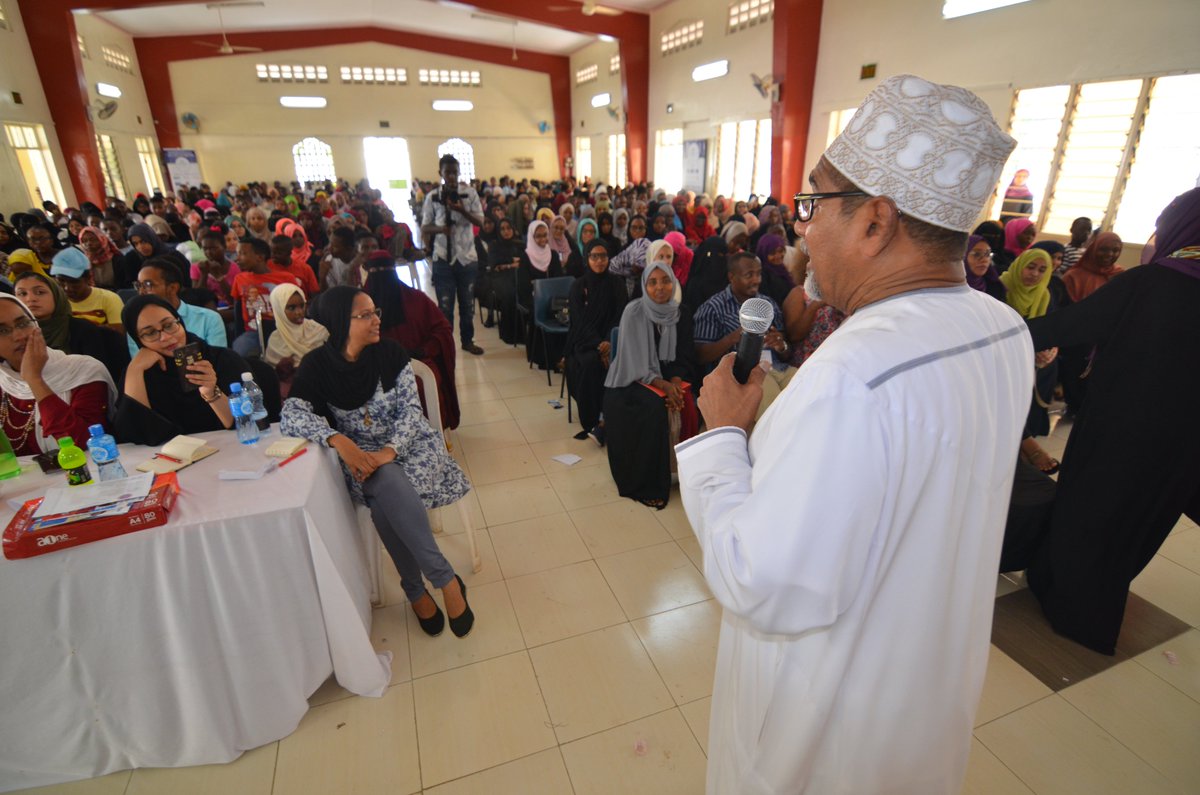 MUHURIkenya's tweet photo. @mtyorg culminated its 3rd annual Students Success Program with awards to various institutions that have been supportive. This program focuses on, among others, social academic, innovation, mental health, &amp; dream building. We are honoured to be the best supporting partner. https://t.co/SuflpMwztq