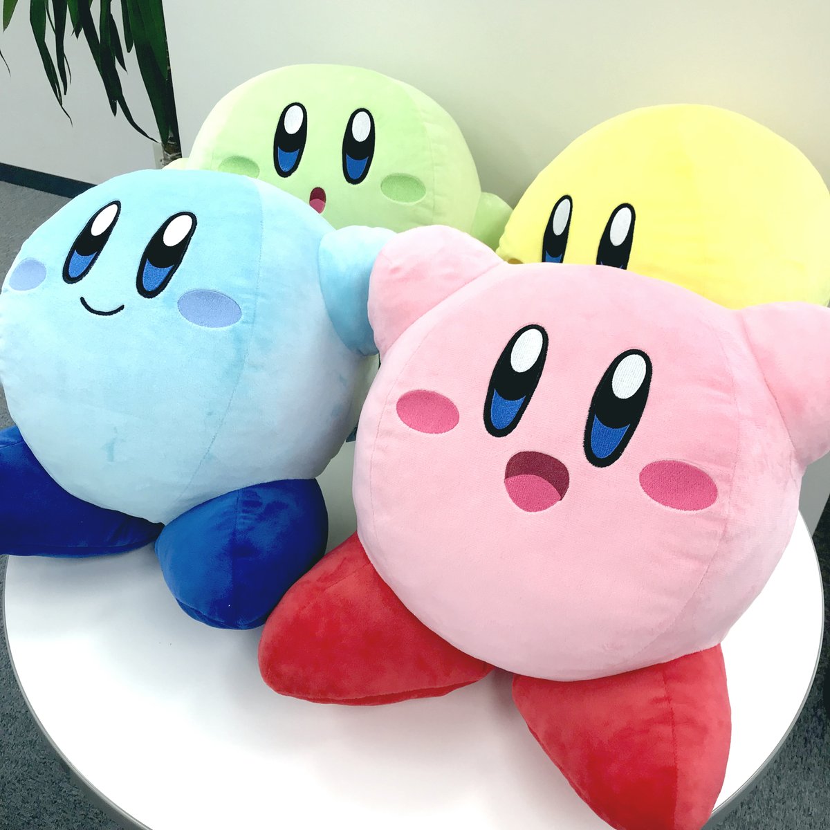 12月登場 #星のカービィ マルチカラー 「BIGぬいぐるみ」「ぬいぐるみ