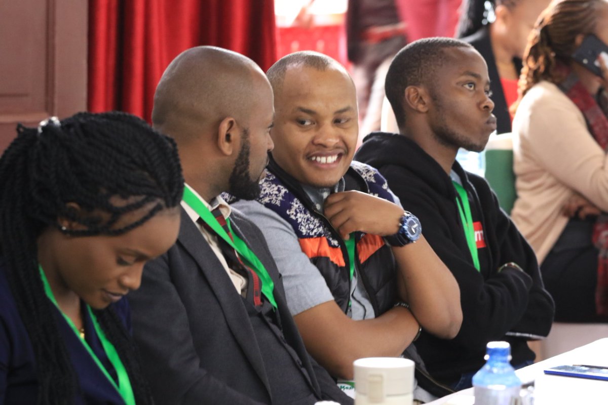 CMDKenya's tweet photo. Today we are connecting Youth Leaders and unifying their Voice on Governance Reforms. How do we connect, build alliances and the capacity of youth to influence and participate in the ongoing governance reform agenda in Kenya?#BBIDemystified https://t.co/V17wWx6quy