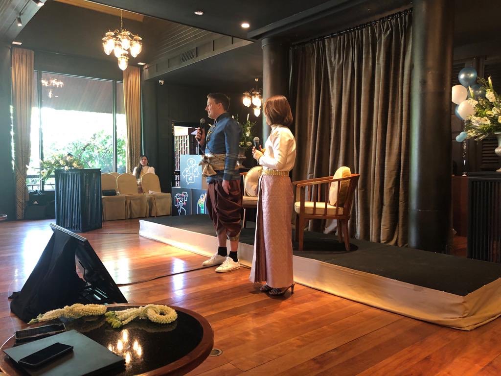 ChrstnKlein's tweet photo. สวัสดี, Bangkok! What an amazing setting for today‘s engagement with our colleagues at @SAP Thailand! Thanks for inviting me to share my views on 2020 and beyond! https://t.co/T9U7wofofX