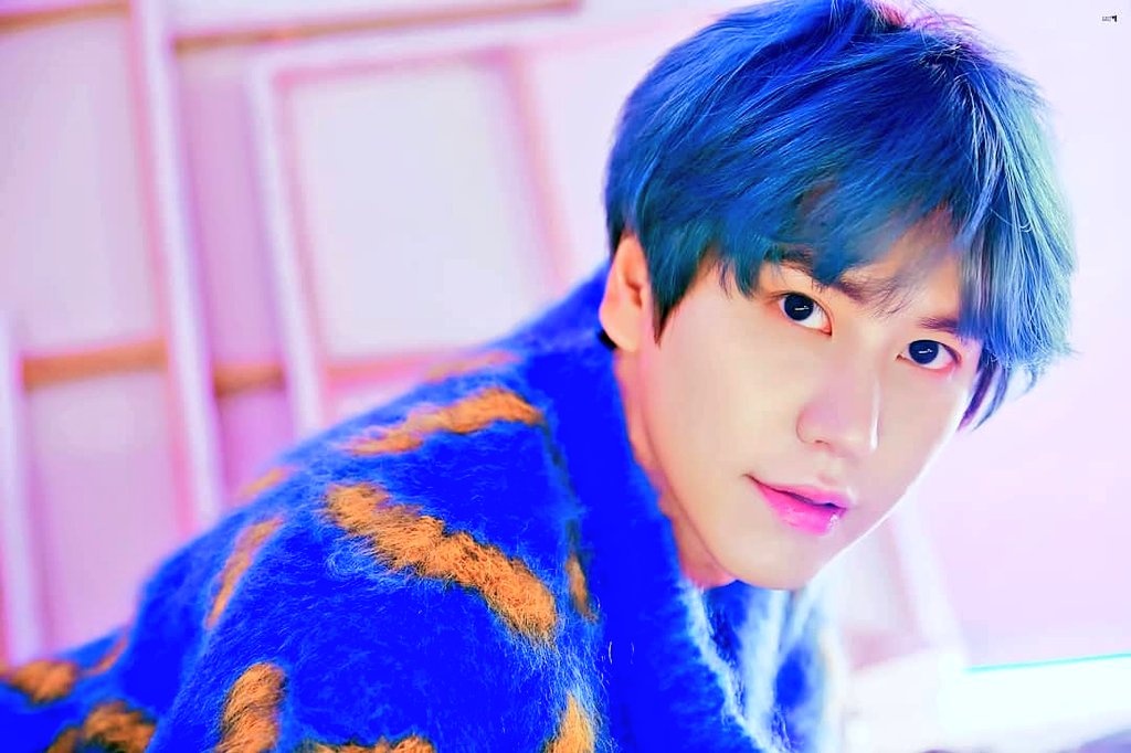 aptieapsoy's tweet photo. Blue hair #ELFselcaday #KYUHYUN https://t.co/O96U6Vr97N