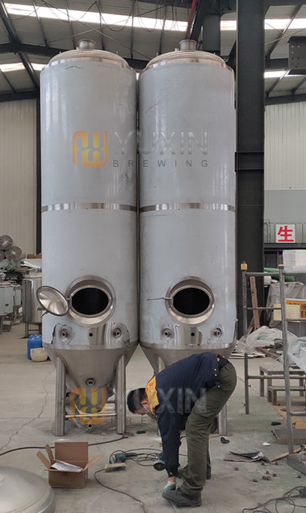 SharonShi14's tweet photo. Customized solution for the space limited #brewery - slim and tall conical unitanks. 15BBL volume with auto temperature/pressure control. Cheers! 
#fermenter #fermentationtank #beerfermenting #fermentertank #conicaltank #unitank #beerfermentation #craftbeer #draftbeer #beerplant https://t.co/9hJLB12jG8