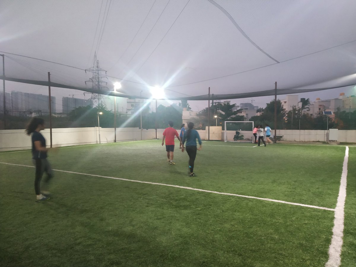 somude's tweet photo. Doesn't matter if it's a holiday in office, #SAPFC is always practicing harder for their next assignment @saplabsindia! Up next, #LegendsCup2019 this weekend! 
#CorporateFootball #iamSAP https://t.co/UTdPurURTI