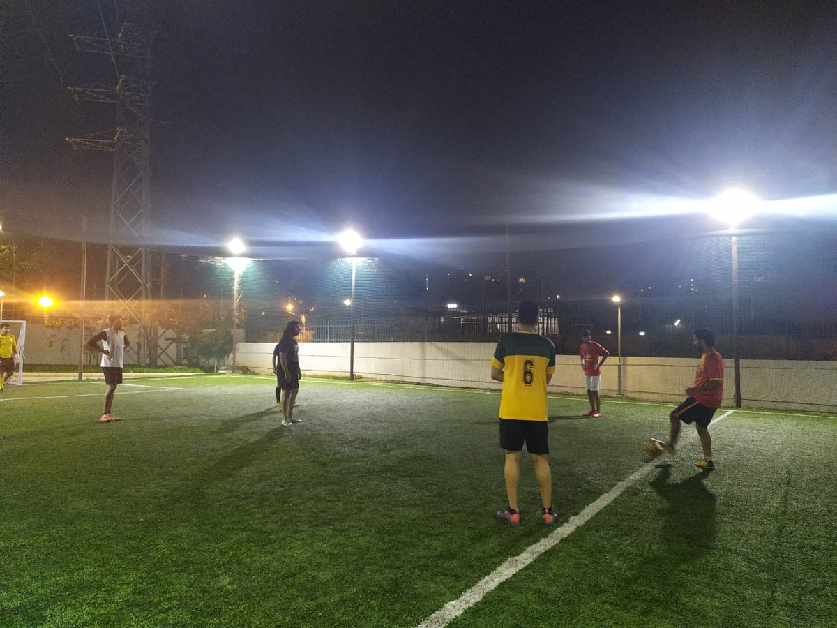 somude's tweet photo. Doesn't matter if it's a holiday in office, #SAPFC is always practicing harder for their next assignment @saplabsindia! Up next, #LegendsCup2019 this weekend! 
#CorporateFootball #iamSAP https://t.co/UTdPurURTI