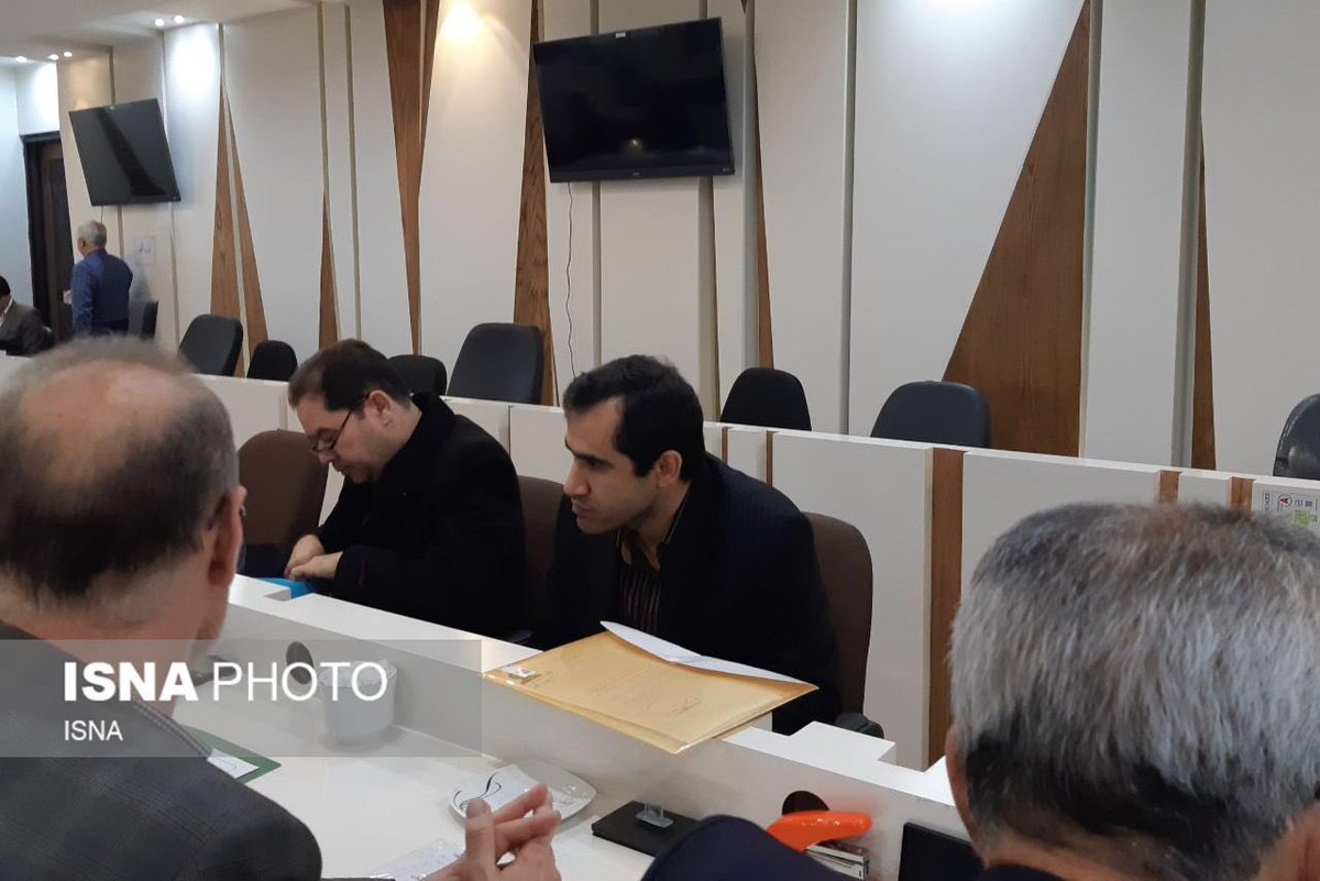 iaaraash's tweet photo. مجید حسینی با حضور در فرمانداری مشهد در انتخابات مجلس ثبت نام کرد https://t.co/oJMKXuvM2X