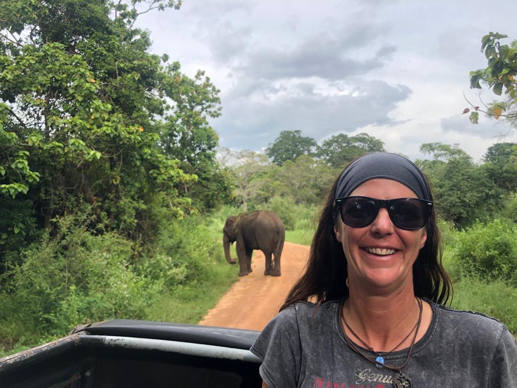 ExemplaryVoyage's tweet photo. Solo traveller had a fantastic holiday with us &amp; this is what she said "Chaminda my driver was great, very knowledgeable and accommodating. I Really enjoyed all aspects of this tour. The driver went above and beyond in many ways. All in all wonderful experience” 
Jodi Cummins -CA https://t.co/hT9fc8FTVQ
