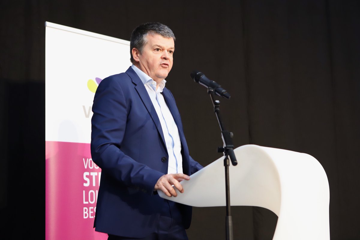 Gisteren mocht ik als minister van Binnenlands Bestuur een toespraak geven n.a.v. het 25-jarig bestaan van <a href="/vvsg/">VVSG</a>, een belangrijke partner die het lokale veld door en door kent. Samen gaan we voor sterke lokale besturen!