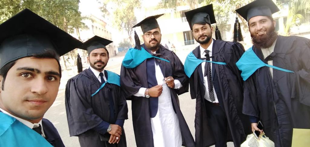 ShoaibA92449091's tweet photo. #SUConvocation19 https://t.co/wobLAXgz9k