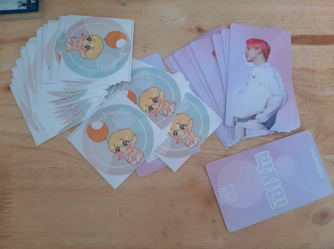 Bingsu_Yeoja's tweet photo. 🎊 ย้อนหลังนิ๊ดนึง ARMY #JIMIN 📯 ร้าน #บิงซูยอจา มีแจก
Cup Sleeve / Sticker
กติกา
🥤เพียงสั่งเครื่องดื่ม 1 แก้ว ราคาใดก็ได้ รับทันทีไปเลย
💗 ต้องขอขอบคุณลูกค้าที่น่ารัก
คนนี้-->♡ @Happy_JKTH ♡<--
พิกัด : สุขสวัสดิ์ ประชาอุทิศ #BTS
#fallinyoupjm19 #HappyBirthdayJimin https://t.co/6SoXzIJ7g7
