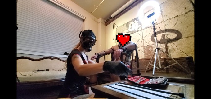 Shit's happening over @GawdsHouse  Murderous bloody things https://t.co/1Tx3W73gUP<a class="tags" target="_blank" title="On Twitter" href="/?out=eyJ0eXAiOiJKV1QiLCJhbGciOiJIUzUxMiJ9.eyJpYXQiOjE3MjM1MDc2MTMsImlzcyI6InR3cG9ybnN0YXJzLmNvbSIsIm5iZiI6MTcyMzUwNzYxMywiZXhwIjoxNzU1MDQzNjEzLCJyZWRpcmVjdF91cmwiOiJodHRwczovL3R3aXR0ZXIuY29tL0dhd2RzSG91c2UifQ.JQnjFl9yjPt29ueuktc9-oc0X1xW7P7kFcmY1k6mrBLJ3H_eZ4ViiZ2tV-HymxUgn1ERuygLTXmF_po3f7kLvQ">@GawdsHouse</a><a href="/tag/lingerie"class="tags"><span>#lingerie</span></a><a href="/tag/selfie"class="tags"><span>#selfie</span></a><a href="/tag/love"class="tags"><span>#love</span></a><a href="/tag/photooftheday"class="tags"><span>#photooftheday</span></a><a href="/tag/instagood"class="tags"><span>#instagood</span></a>