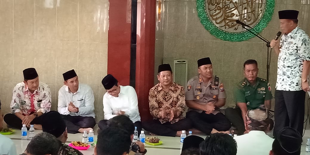 Jambore Inovasi Cegah Stunting dan Apel Bersama, di Waduk Gondang, Kabupaten Lamongan
#PakHalimCegahStunting
#TPPIBengkulu
<a href="/halimiskandarnu/">ABDUL HALIM ISKANDAR</a>
<a href="/anwsanusi/">Anwar Sanusi</a>
<a href="/imansyukri/">Iman Sukri</a> 
<a href="/taufikmadjid71/">IG : taufik.madjid</a>
@fachrilabalado
<a href="/AndryDewantoAh1/">Andry Dewanto Ahmad</a>
<a href="/dpmdjatim/">DPMD JAWA TIMUR</a>                #HolopisKuntulBaris #MemandirikanDesa