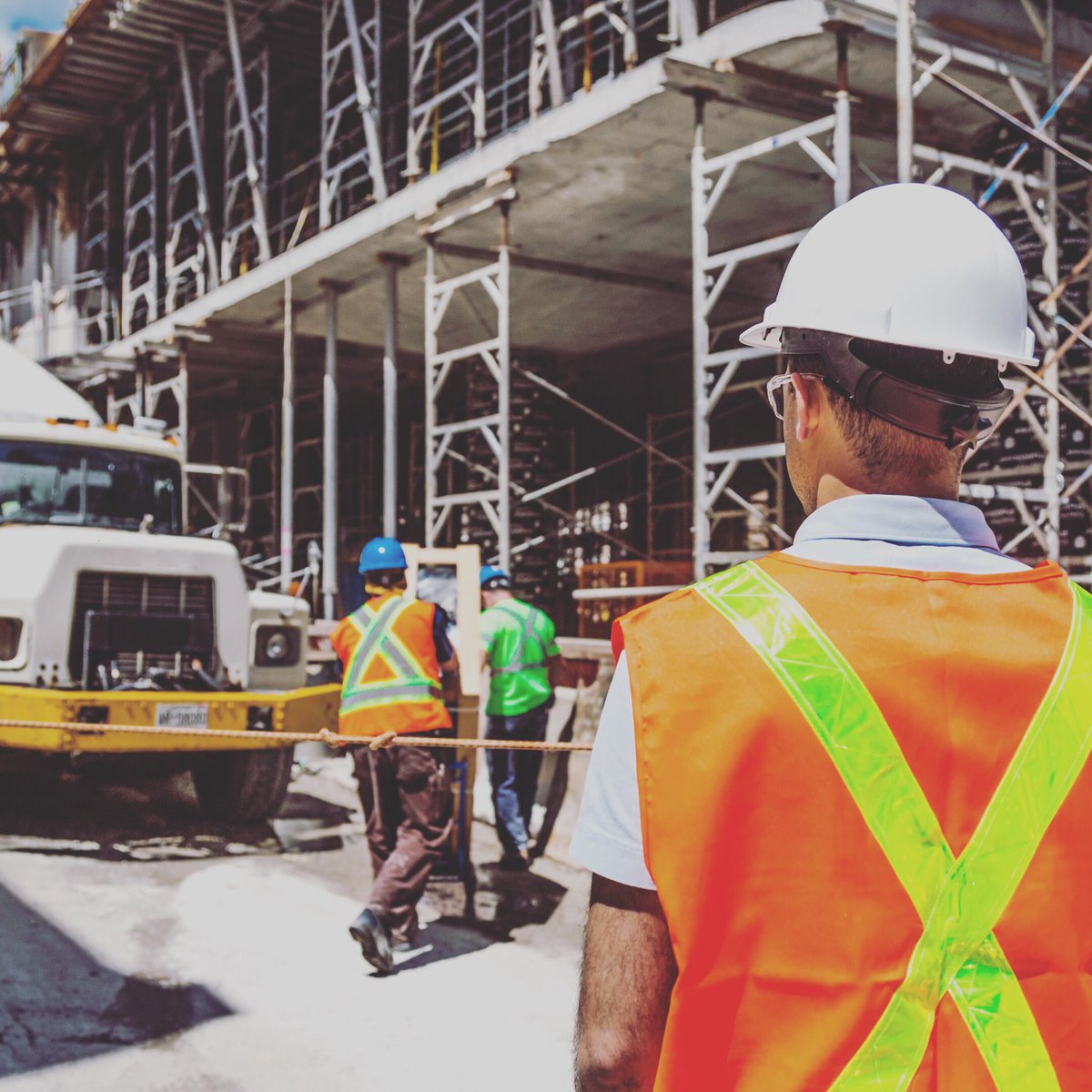 We listened to recent requests for construction classes and are now offering ones for framers and drywallers! We recognize the need for skilled people in this industry. For more information on this class, you can reach us at 619) 588-3510! 💪🏽 #constructionschool #drywallercourse