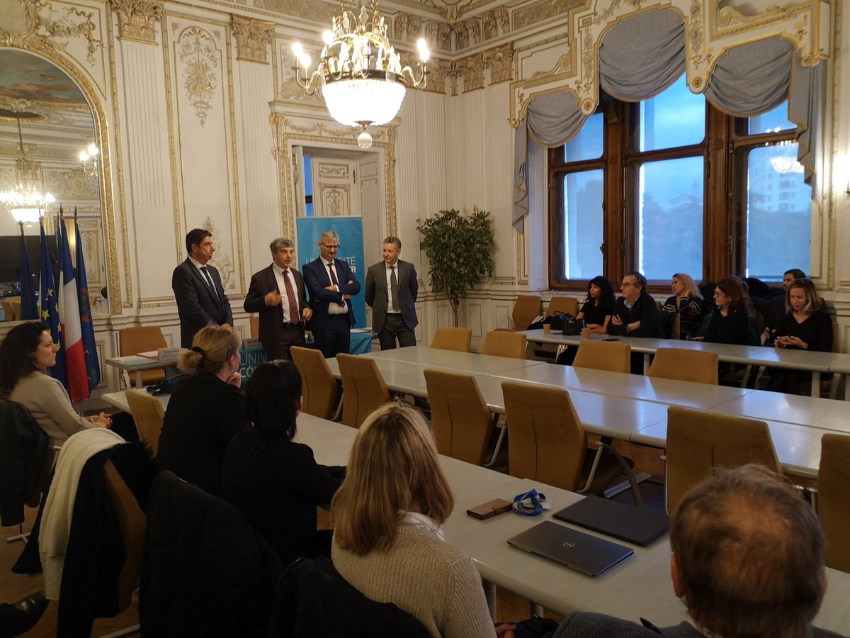 Signature de la Convention pour le Projet #UCAJediJuniors au sein de #UnivCotedAzur. Projet en collaboration avec @uca_education <a href="/AcademieNice/">Académie de Nice</a> <a href="/AlpesMaritimes/">alpesmaritimes</a> <a href="/FondationUCA/">Fondation Université Côte d'Azur (UCA)</a> et les collèges de notre territoire. Le début d'une belle initiative. #colleges #territoire #solidarite