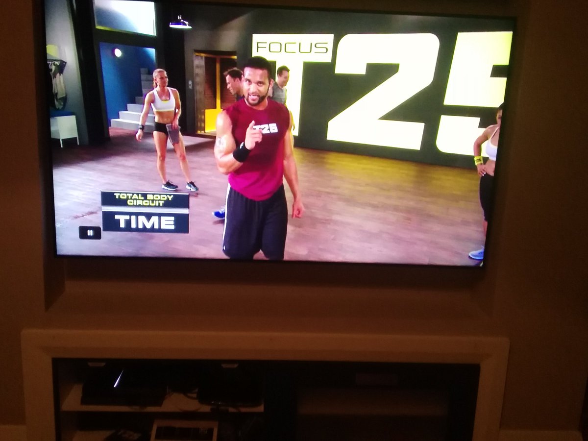 aineekennedy's tweet photo. #Alphamonth of #T25 completed. Thanks @ShaunT ....now to try enjoy the weekend and try not to worry what is in store for #Betamonth https://t.co/c8RUMVEzzW