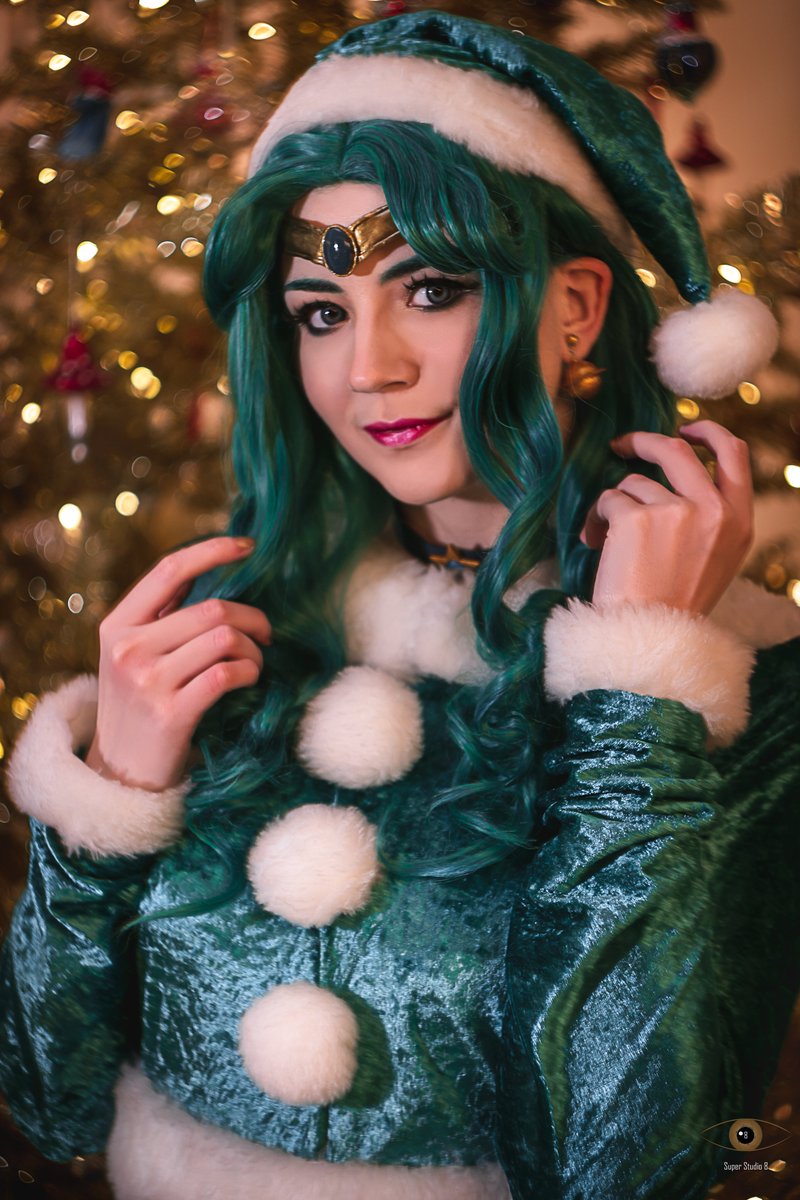 Superstu8's tweet photo. Christmas Cosplay Series 
Part Five: Meriel- Christmas Sailor Neptune

https://t.co/yag09Z78Vm https://t.co/ylcVcnLrgd