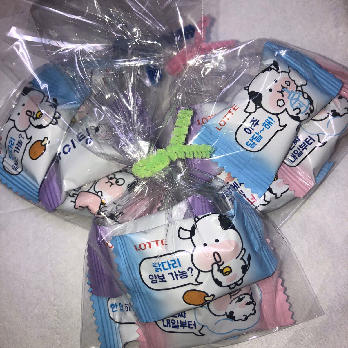 HONEYBOX9's tweet photo. NEW🧼お知らせ

マランカウ　マイチュウ　BTSのチェキ風カード 入荷しました🎞💖 https://t.co/aT0qWJkyIQ