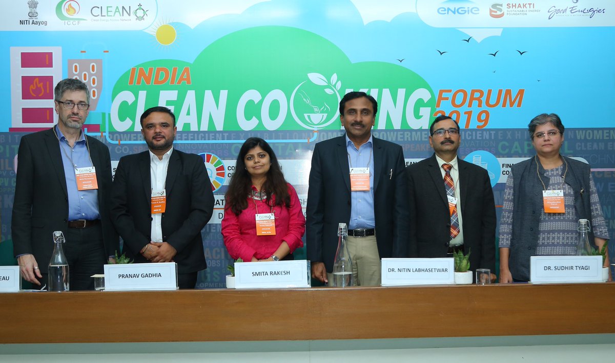 thecleannetwork's tweet photo. A big 'Thank You' to our esteemed speakers @thecleannetwork's ICCF 2019 session on "Enhancing #cleancooking through R&amp;D" @NickRousseau1, @UKMECS; @gadhia_pranav, Sunrise CSP; Smita, @SocialAlphaIN; @NitinNeeri, @CSIR_NEERI, Sudhir, @iitdelhi &amp; Priyadarshini, @bioenergy_flame https://t.co/cxu4CBHNCi