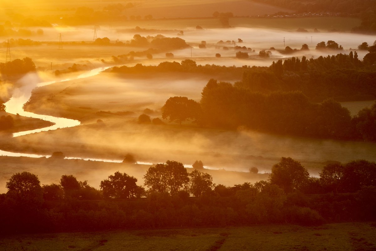 Don't miss our special Christmas draw! 🎄 🍾

South Downs National Park Trust Lottery is having a special draw this Christmas season, taking place on the 14th December.

To be in with a chance to win a magnum of Nyetimber's classic cuvee join today 👉buff.ly/2pXEgf0