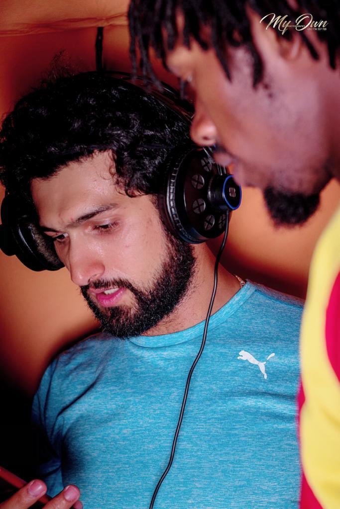 SRazaB24's tweet image. A day where arts meet sports... 
My collaboration with #EnzoIshall the &quot;Stallion&quot; has been on the cards for a while and @KoshaManagement made it happen!
Video dropping this Sunday!
@zimcelebs1 @ZimCricketv 
#Arts #Sports #Collaboration #Humour #Fun #Outofcomfortzone