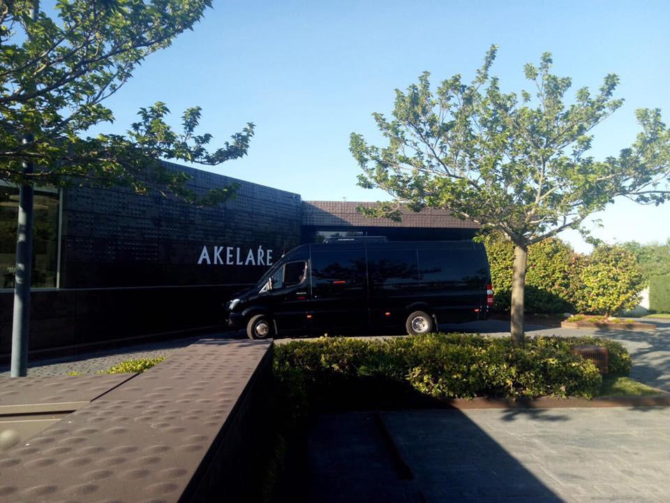Iparbus's tweet photo. Algo especial?, nuestra línea Luxury, te ofrece todos los servicios. Tratamiento personalizado y cuidado exquisito. Llámanos https://t.co/UVXWrHD9mD