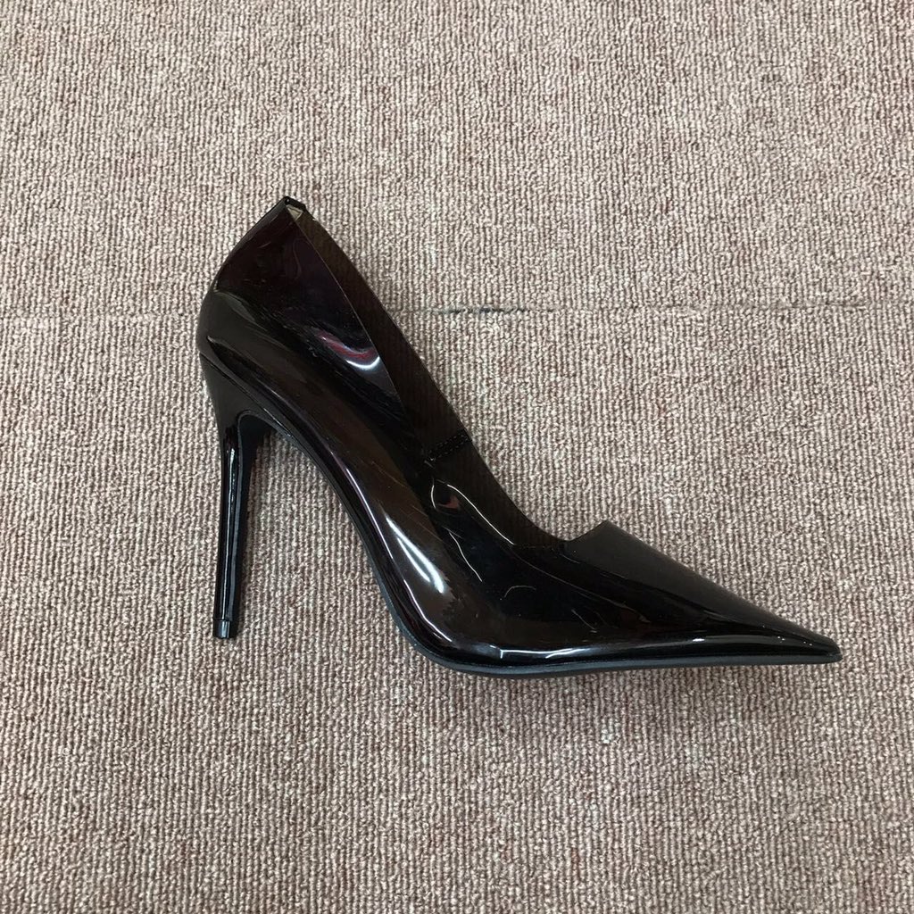 HubImporter's tweet photo. Our Best Seller Restocked!
Forever21
UK Size 38-41
Price- N12000
Hit Me Up Let’s Deal...
Sold Out is Looming!
#hubimporter
#smartimporter
#Abuja
#Nigeria
#Shoes
#Heels
#Twitter
#Tacha
#goodfridayvibes https://t.co/BzZwxHVmU1