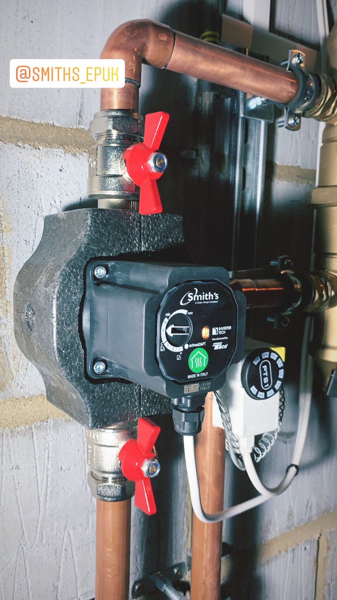 irbheating's tweet photo. Altered one of my jobs from 2015.
Always advised that it needed the work doing and they finally went for it.
This boiler is now running like a dream!
#LowLossHeader #LLH https://t.co/Y9RqH1A7Tl