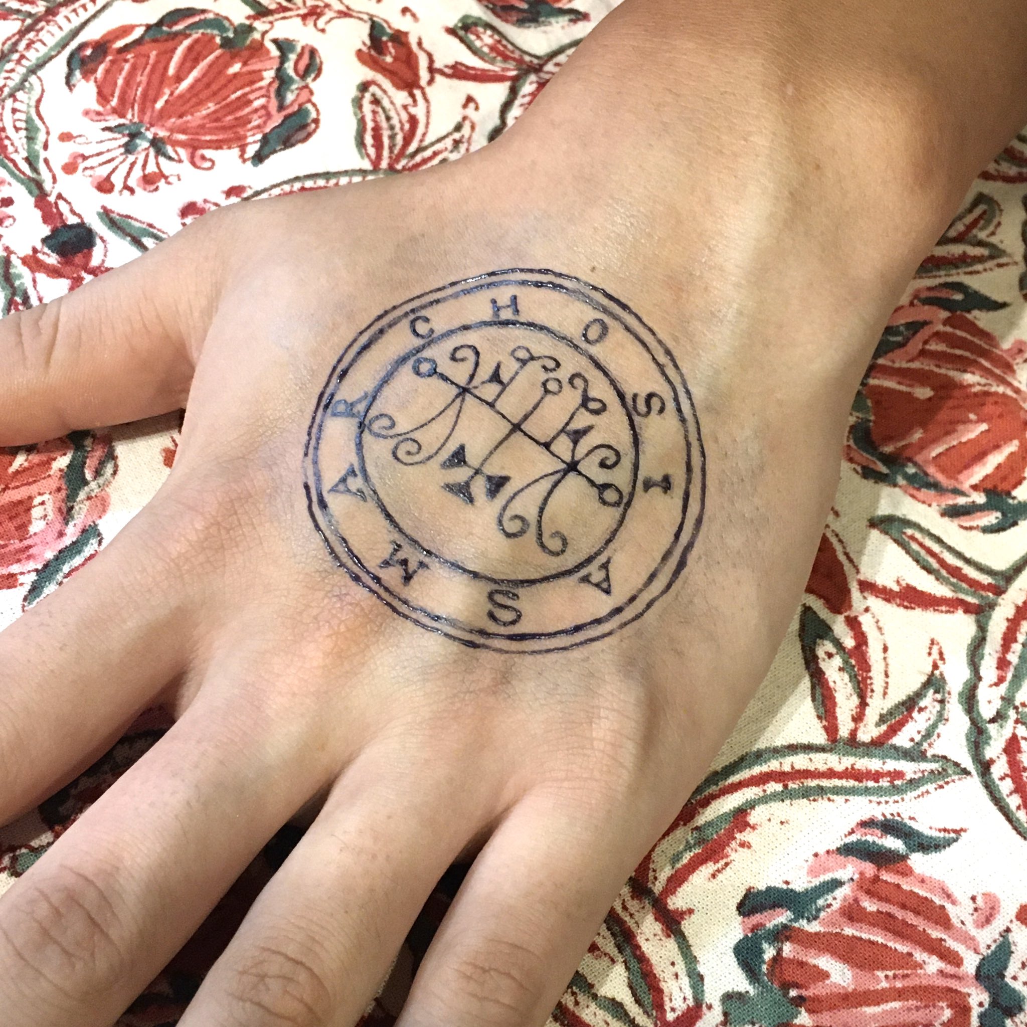 5 5閉店 Noble Noire Tokyo ありがとうございました Twitterren 店頭イベント ジャグアタトゥー 手の甲にマルコシアスのシジル 魔法陣 店頭で販売中のタトゥーシールの中からデザインを選ぶこともできます こちらのデザイン この後更にパワーアップ予定