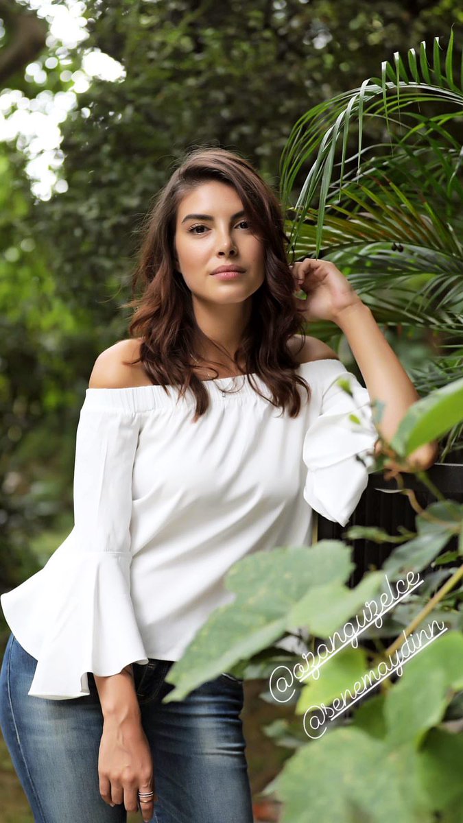 patron_ela's tweet photo. Dilanda Denizde herşeyin en iyisini hakeden güzel yetenekli zeki asil ve güçlü iki kadın Verilmiş sadakaları varmış f şahsından kurtulmuşlar  #DenizBaysal  #DilanÇiçekDeniz  #DenizBaysalYurtçu  #dilançiçekdeniz https://t.co/XxSumcdgDF